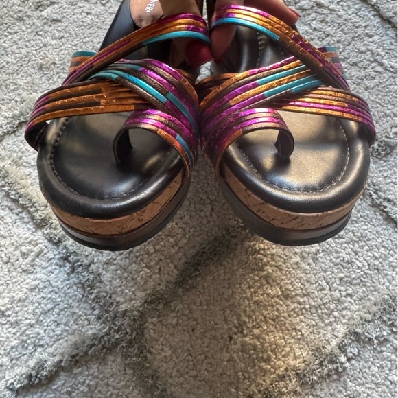 Donald J Pliner Lettie fuchsia blue bronze metallic wedge sandal cork 8 - Picture 6 of 12